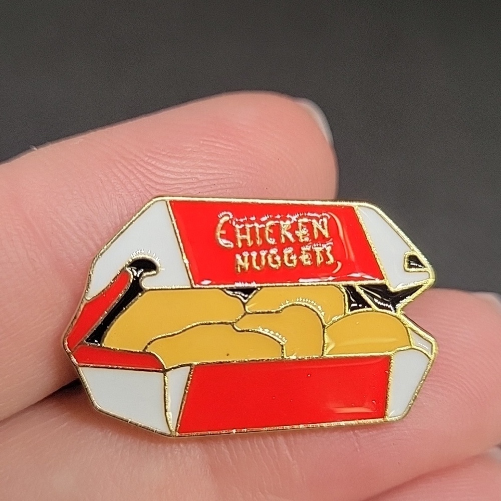 Chicken Nuggets in Box 3/4" Tack Pin Red White